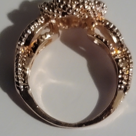 ROSE gold tone ring opal cream ring approximately 5.5. See last pic - Picture 5 of 8